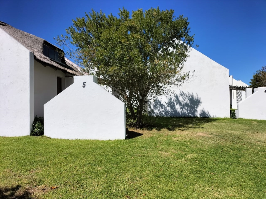 22 Bedroom Property for Sale in Tweespruit Free State